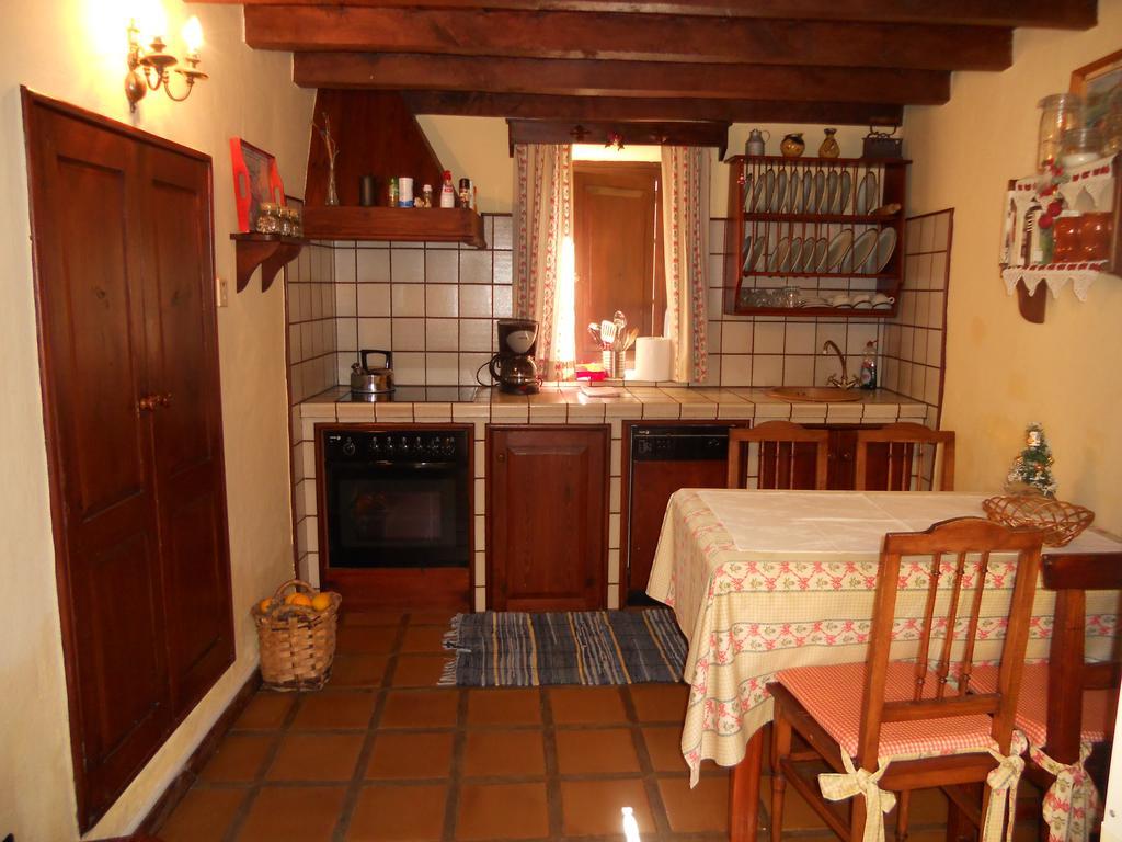 Casa Rural Anton Piche With Pool-Adults Only 그라나딜라데아보나 외부 사진